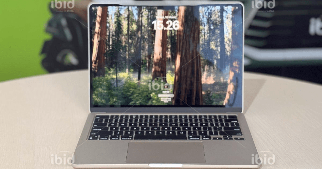 Macbook Air M3 13. (PT Balai Lelang Serasi)